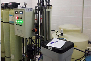 實(shí)驗(yàn)室純水機(jī)的 TDS 值很高怎么解決？