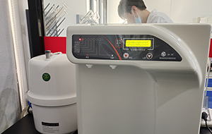 實(shí)驗(yàn)室超純水機(jī)的維護(hù)方法